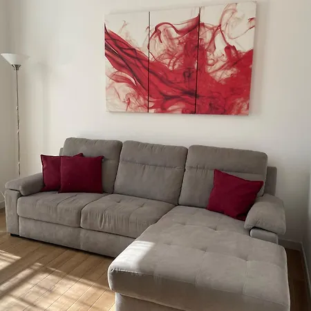 Piazza Anco Marzio Apartment *